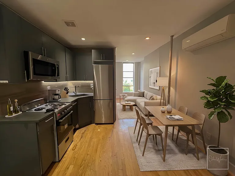233 E 111th St #6 — Photo 2