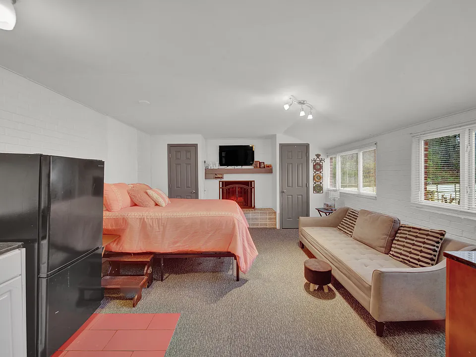 3511 Broad Rock Blvd #5