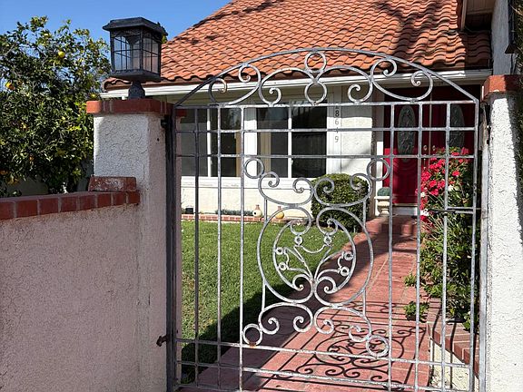 3rd image of 28649 Acacia Glen St