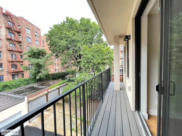 2771 Reservoir Avenue image 2 of 12