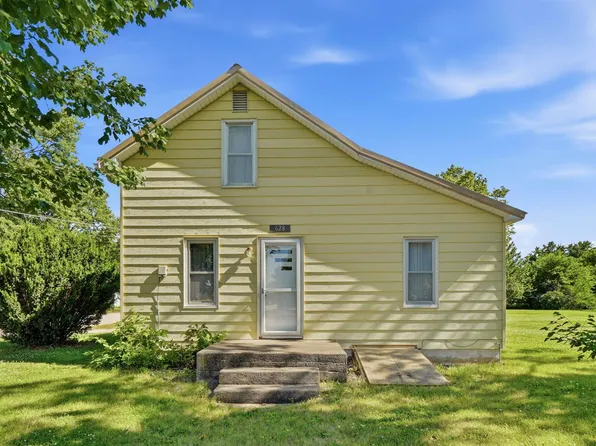 628 W Superior St, Clarksville, IA 50619