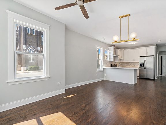 3rd image of 5003 W 31st St