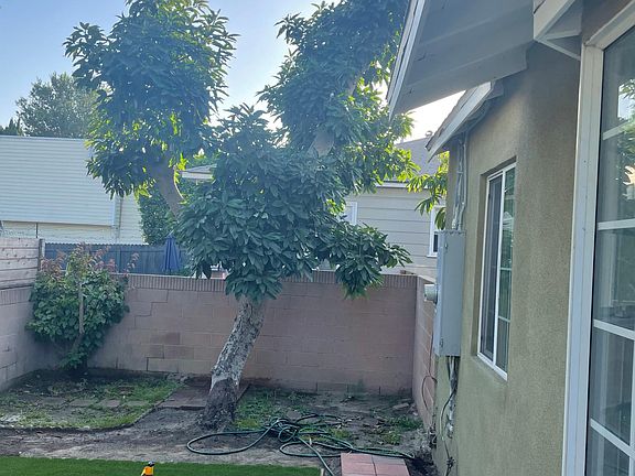 5th image of 4050 E 14th St