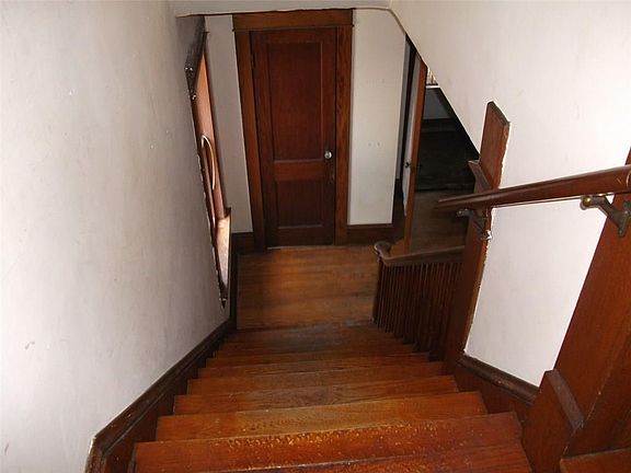 3rd image of 314 Shenley Dr