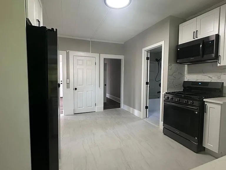 47 Hart St — Photo 1