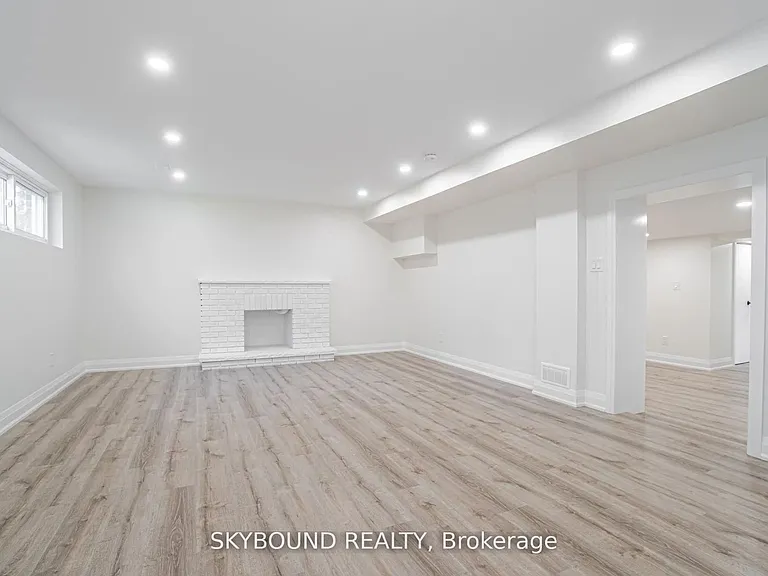129 Milton St — Photo 13