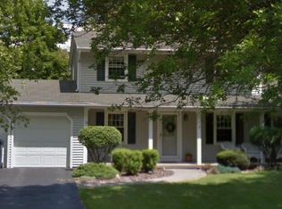 32 Wincanton Dr, Fairport, NY 14450