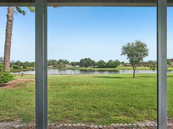 201 Kings Blvd APT 19, Sun City Center, FL 33573