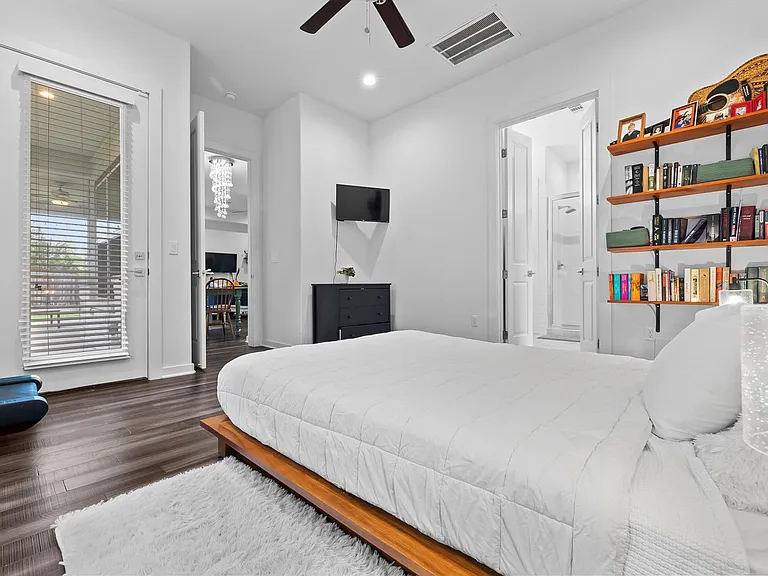 706 Stow Dr — Photo 21