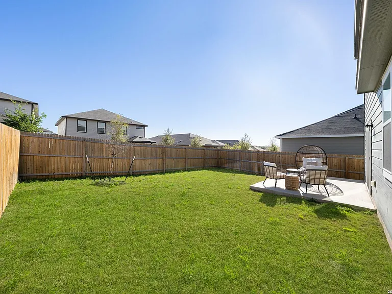 14538 Camino Way — Photo 35