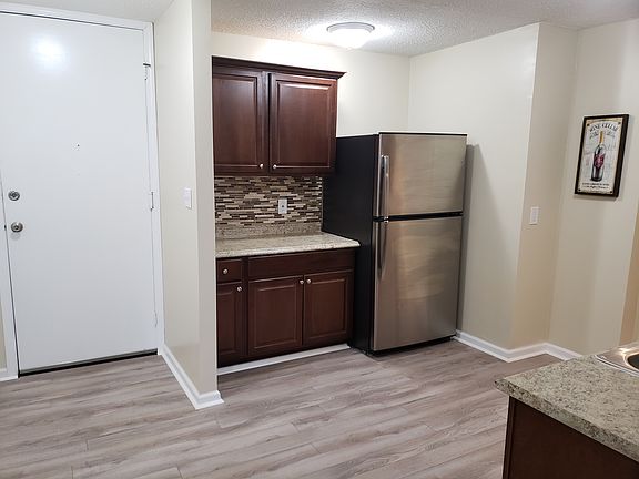 5th image of 25801 Lake Shore Blvd APT 92