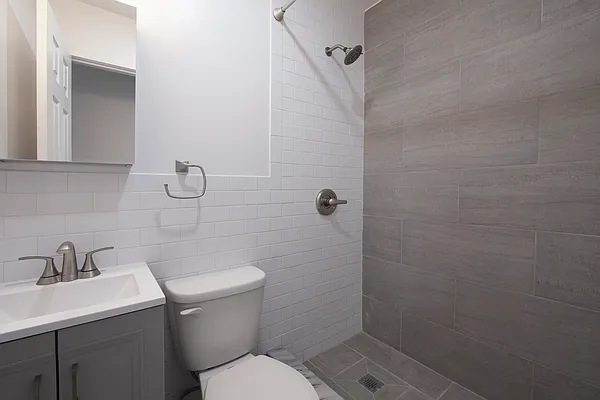 Rented by R New York | media 5