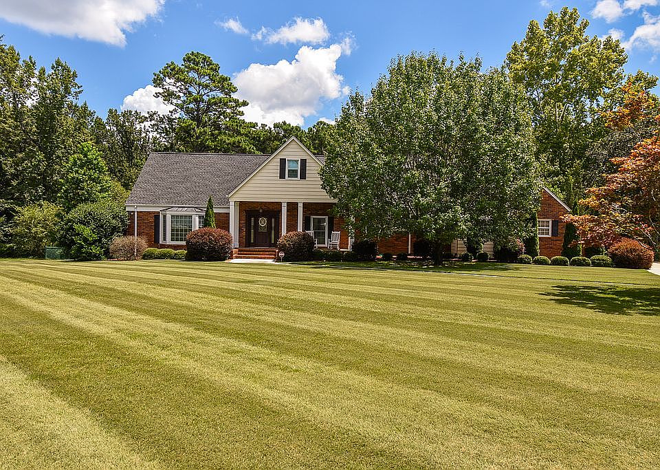 1st image of 2426 Dobbs Rd