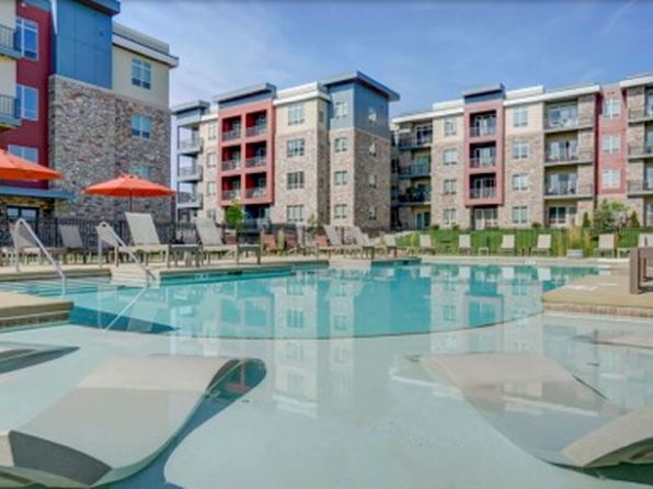 8430 Market St #423