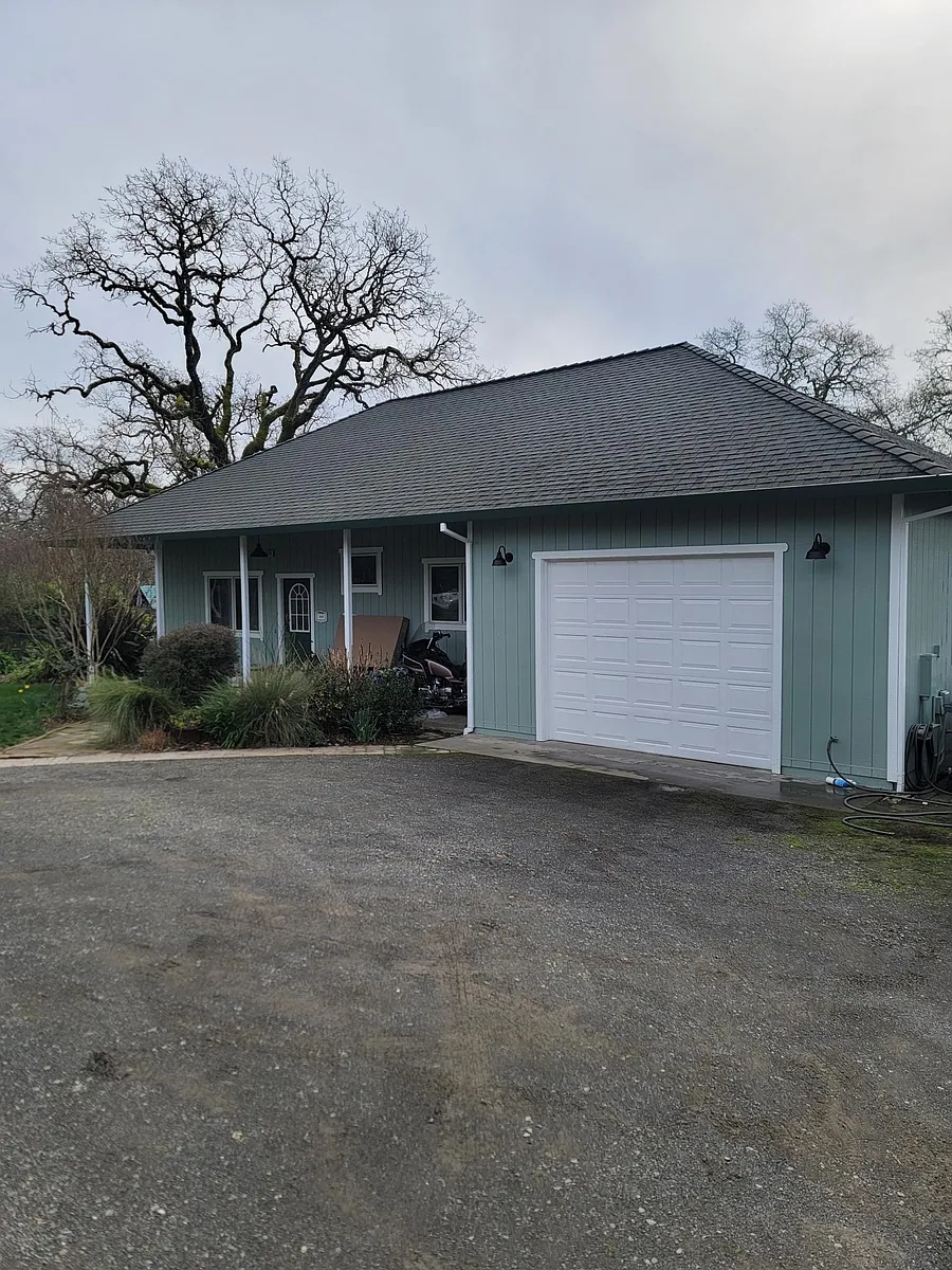 Building Photo - 1644 Olivet Rd