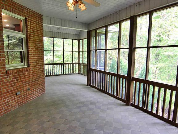 4th image of 3027 Keystone Dr