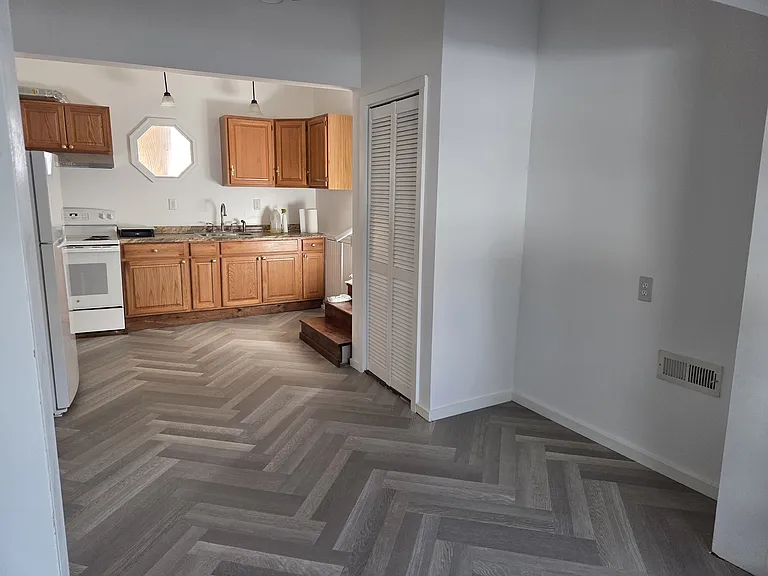 153 Main St — Photo 22