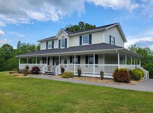 302 Chalet Dr SW, Coeburn, VA 24230