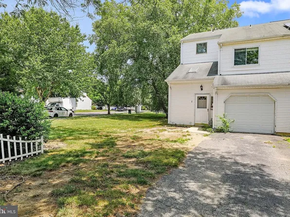 1 Ginger Dr #1, Lumberton, NJ 08048