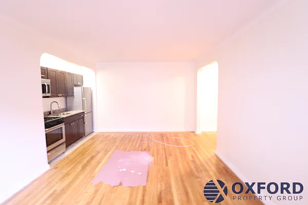 Rented by Oxford Property Group | media 5