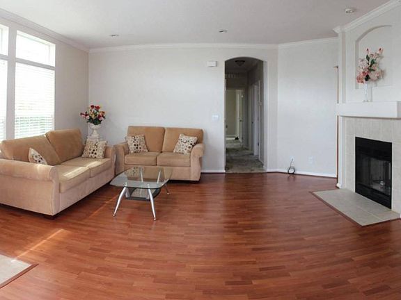 3rd image of 325 Sylvan Ave Spc 56