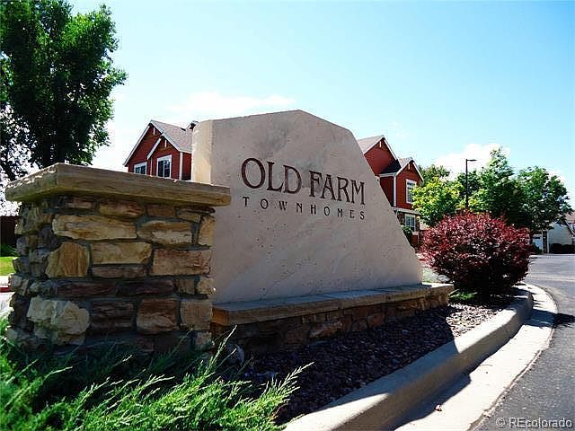 Welcome to Old Town Farm Townhome_s Thornton_s friendly community for living in. Make this your new home!