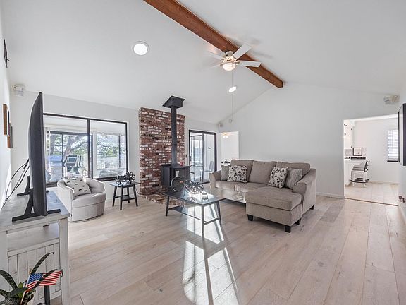 3rd image of 3980 Rustic Rd