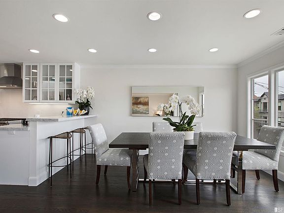 4th image of 2353 Greenwich St