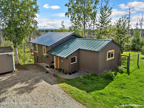 62797 S Parks Hwy, Talkeetna, AK 99676