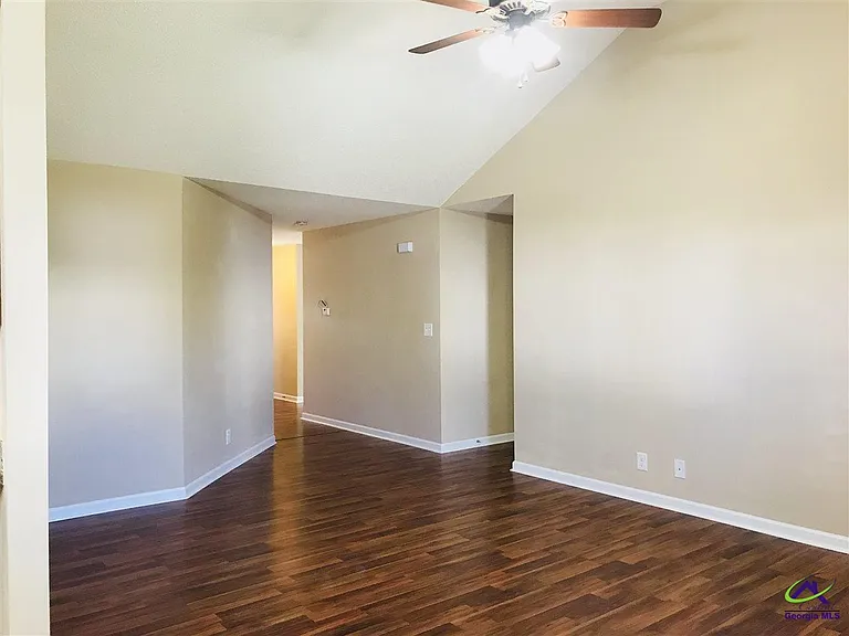 211 Station Way — Photo 11