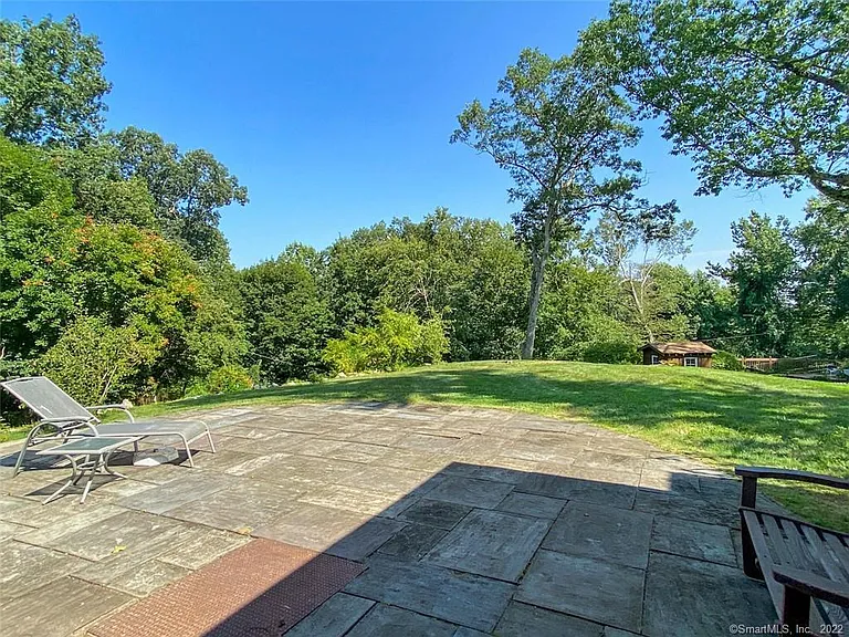 57 Drum Hill Ln — Photo 32
