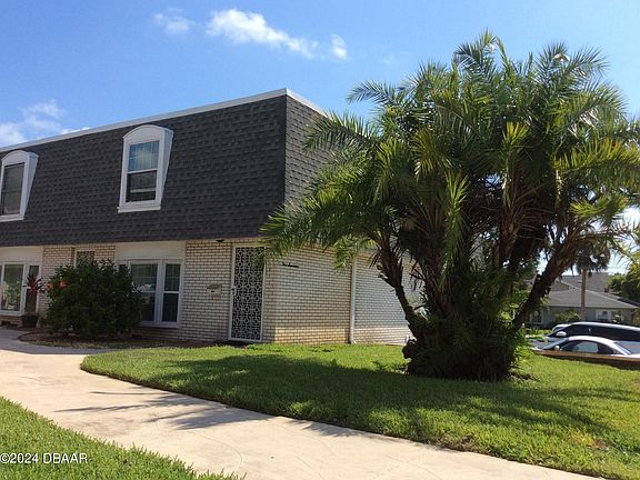 2nd image of 317 Glenview Blvd APT 2