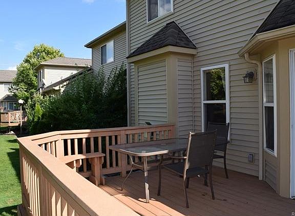 4th image of 8046 Springdale Dr #1