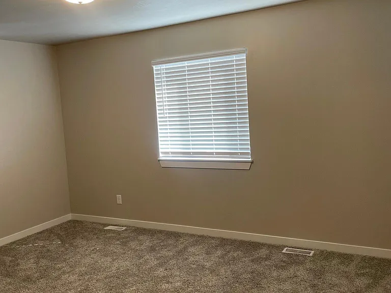2015 Lawrence Ln #102 — Photo 11