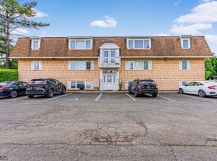 89 Kansas St APT 2B, Hackensack, NJ 07601