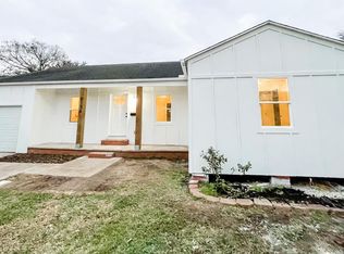 6154 25th St, Groves, TX 77619