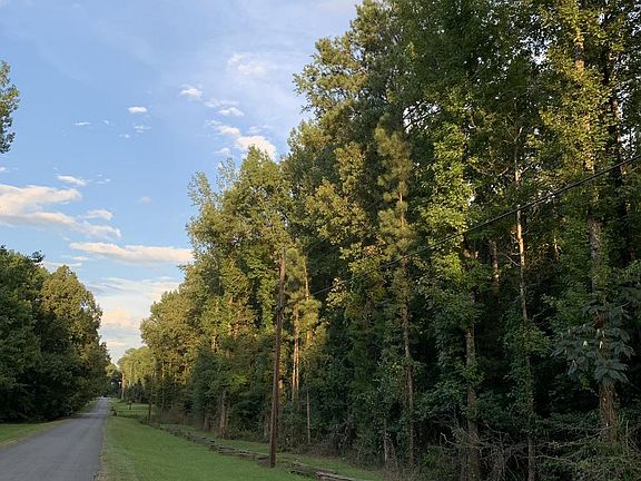 3rd image of Southgate Drive