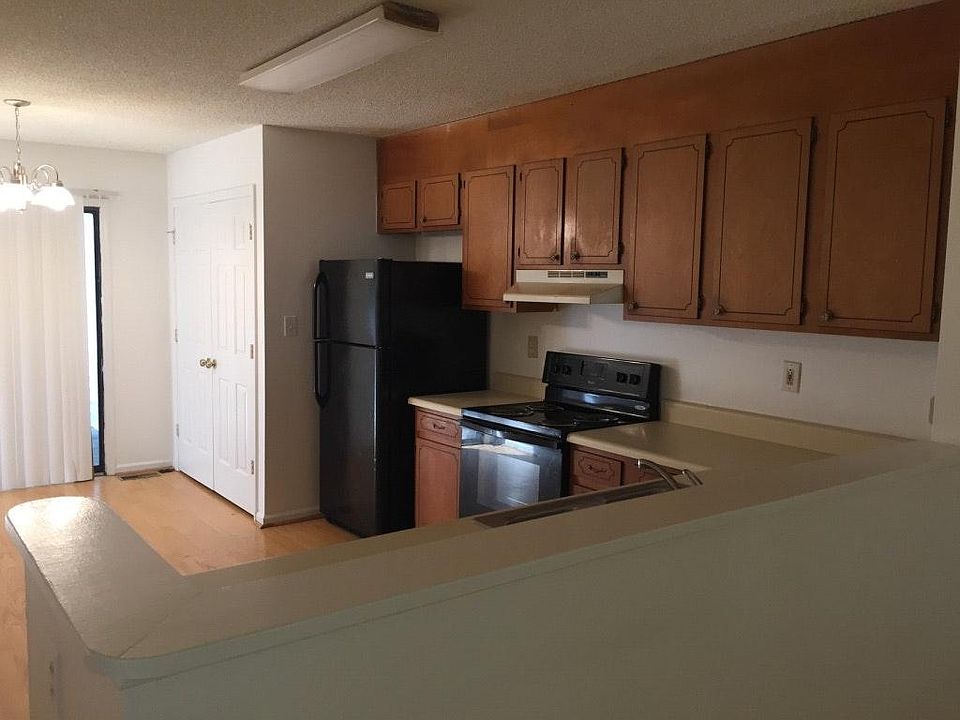 2nd image of 1010 Alabama Ave