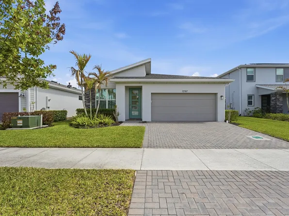 12767 SW Phoenix Drive, Port St Lucie, FL 34987