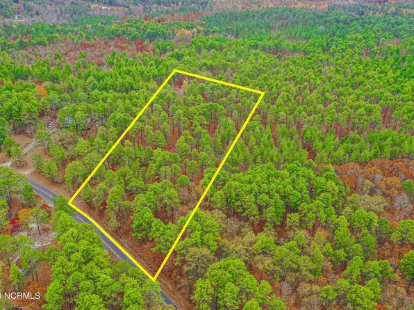 319 Love Grove Church Road, West End, NC 27376