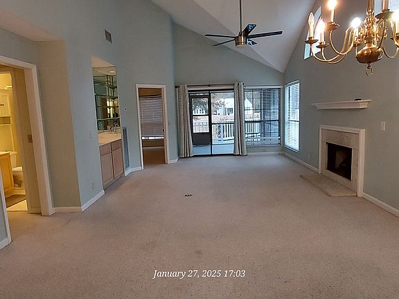 4th image of 4 W Lake Dr