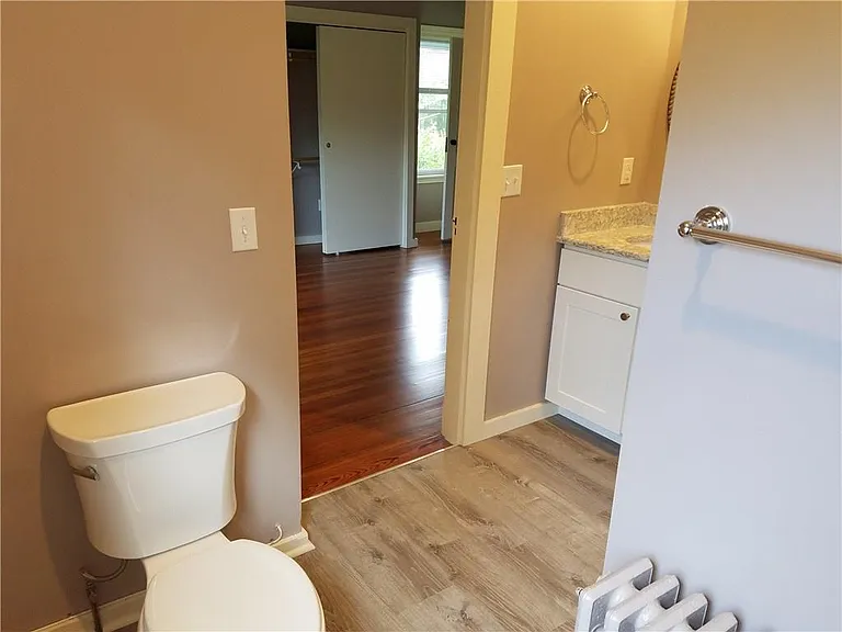 49 Merton Rd #2 — Photo 28