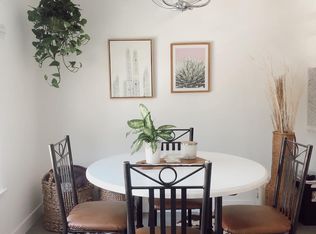 1115 S Barrington Ave #4, Los Angeles, CA 90049