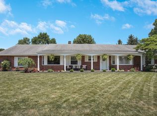 1330 Camelot Dr, Columbus, OH 43220