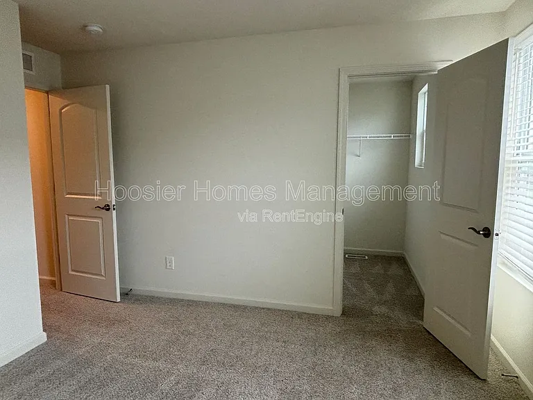7255 Shroyer Way — Photo 15