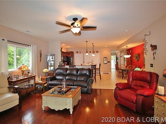 2nd image of 18130 Millstone Cove Rd Unit 439