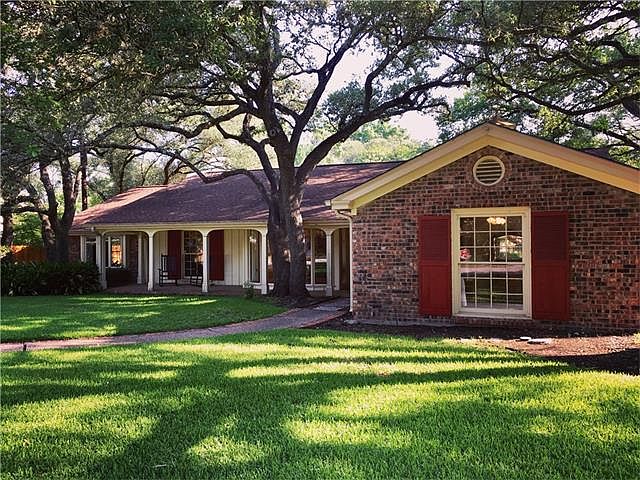 1st image of 8606 Emerald Hill Dr