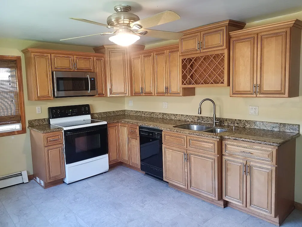 3 bed, 1212 sqft, $1,500 — Photo 3