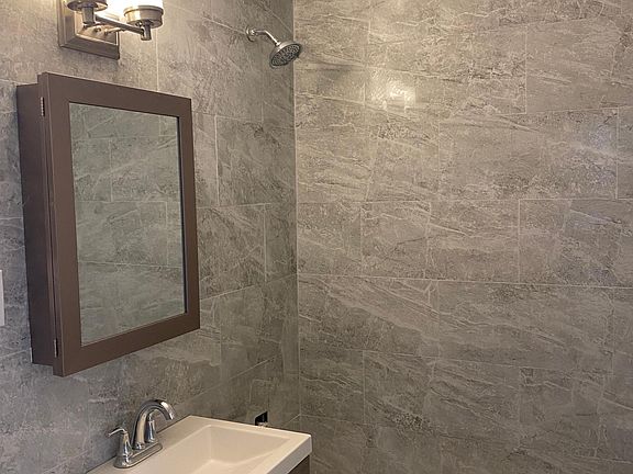 5th image of 3606 Willett Ave Floor 2