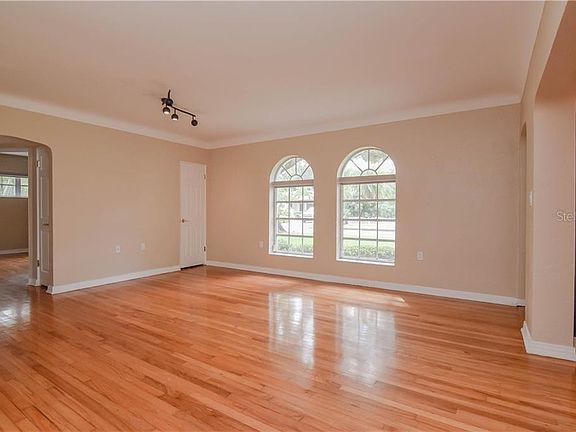 4th image of 278 Catalan Blvd NE